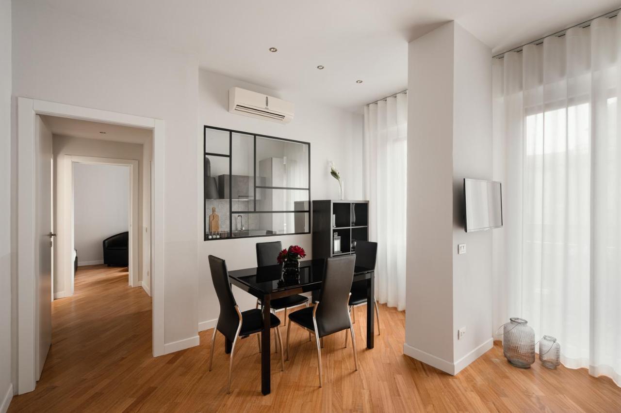 Deluxe Central Apartment Bergamo Bagian luar foto