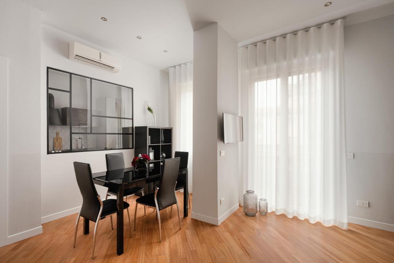 Deluxe Central Apartment Bergamo Bagian luar foto